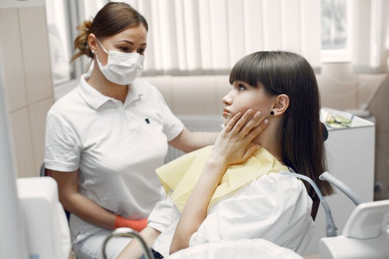Root Canal Treatment: What to Expect, Recovery, and Common Myths